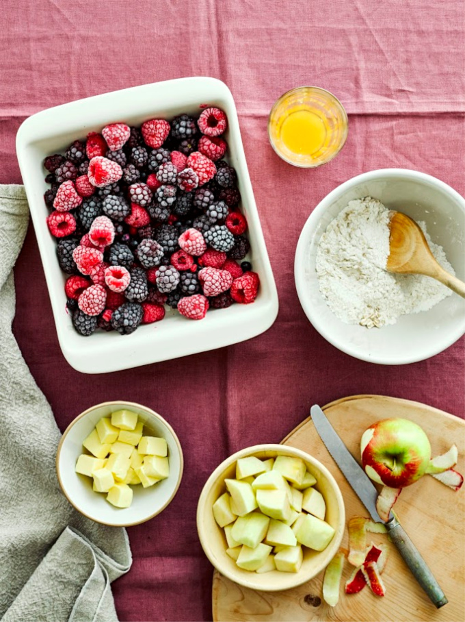 Apple & Frozen Berry Crumble