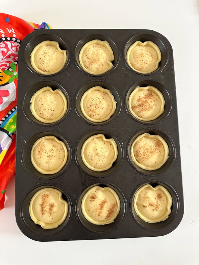 Sprinkled with nutmeg and ready for the oven. 